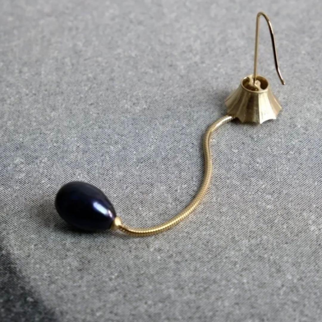 R. Alagan 片耳用ピアス