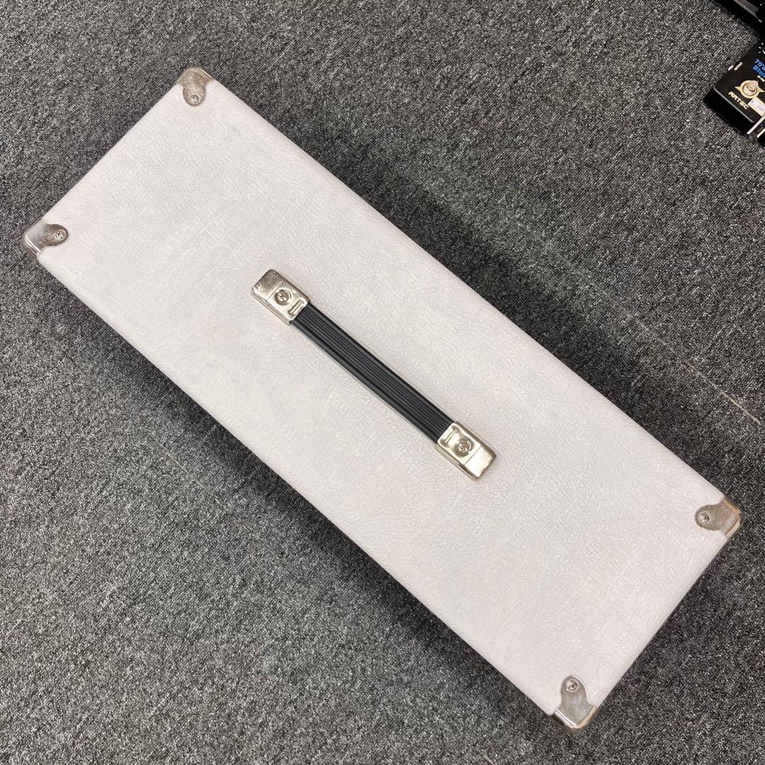 【10708】 CARVIN V3 真空管ギターアンプヘッド ホワイト