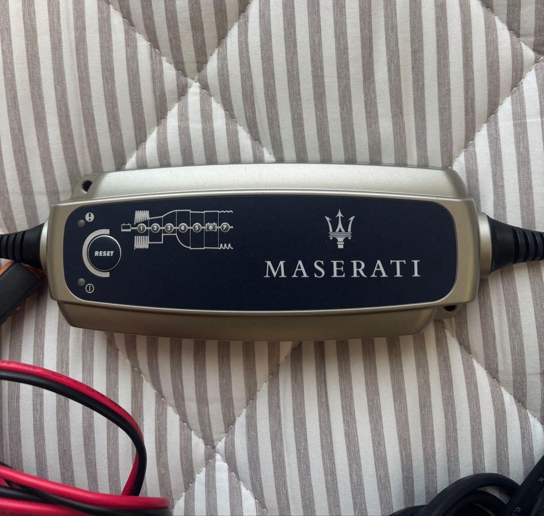 MASERATI マセラティ 純正バッテリーチャージャー