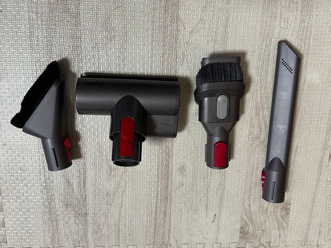 Dyson SV12スティッククリーナー 本体　①