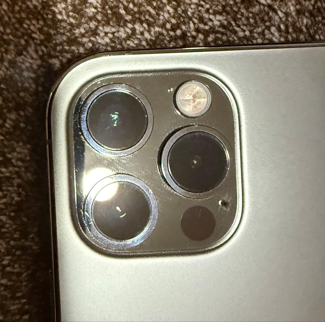 Apple iPhone 12 Pro ブラック本体