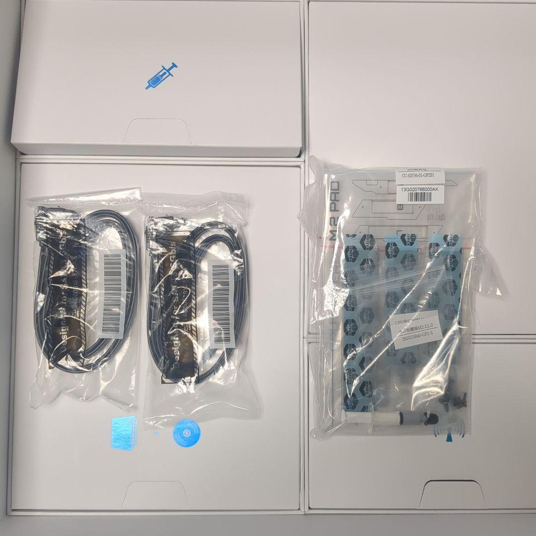 ASRock Z690 AQUA 未使用