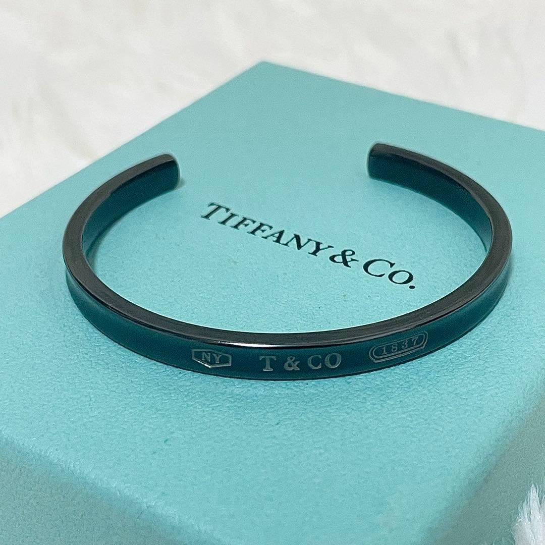 【未使用級】Tiffany & Co チタン カフ ナロー バングル 1837