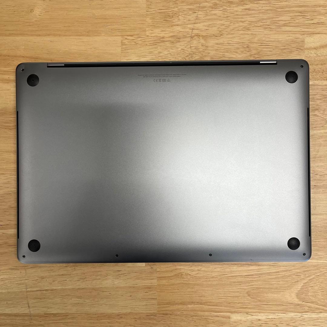 MacBook本体 MacBook Pro 2019 16 2.3 i9 64GB 1TB