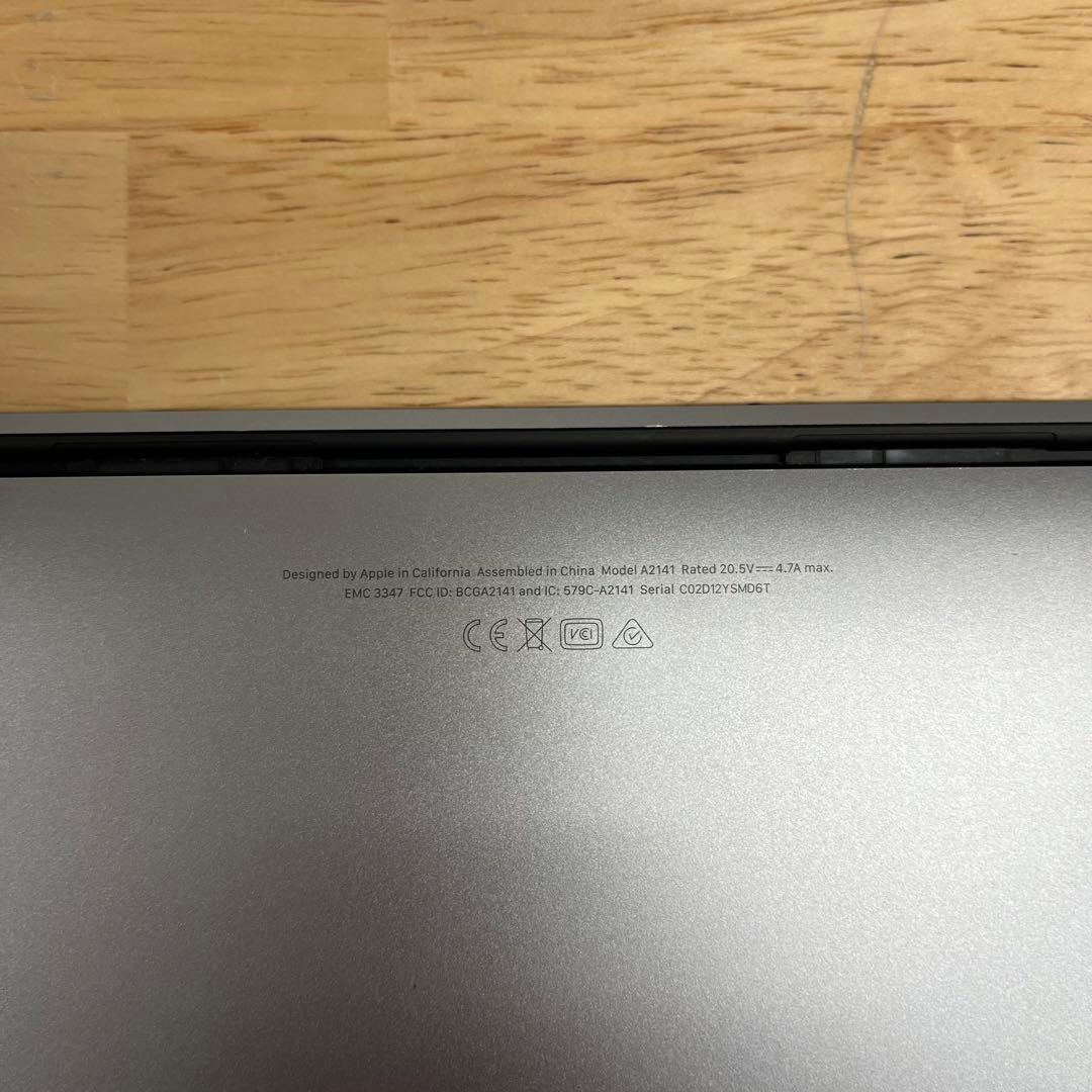 MacBook本体 MacBook Pro 2019 16 2.3 i9 64GB 1TB