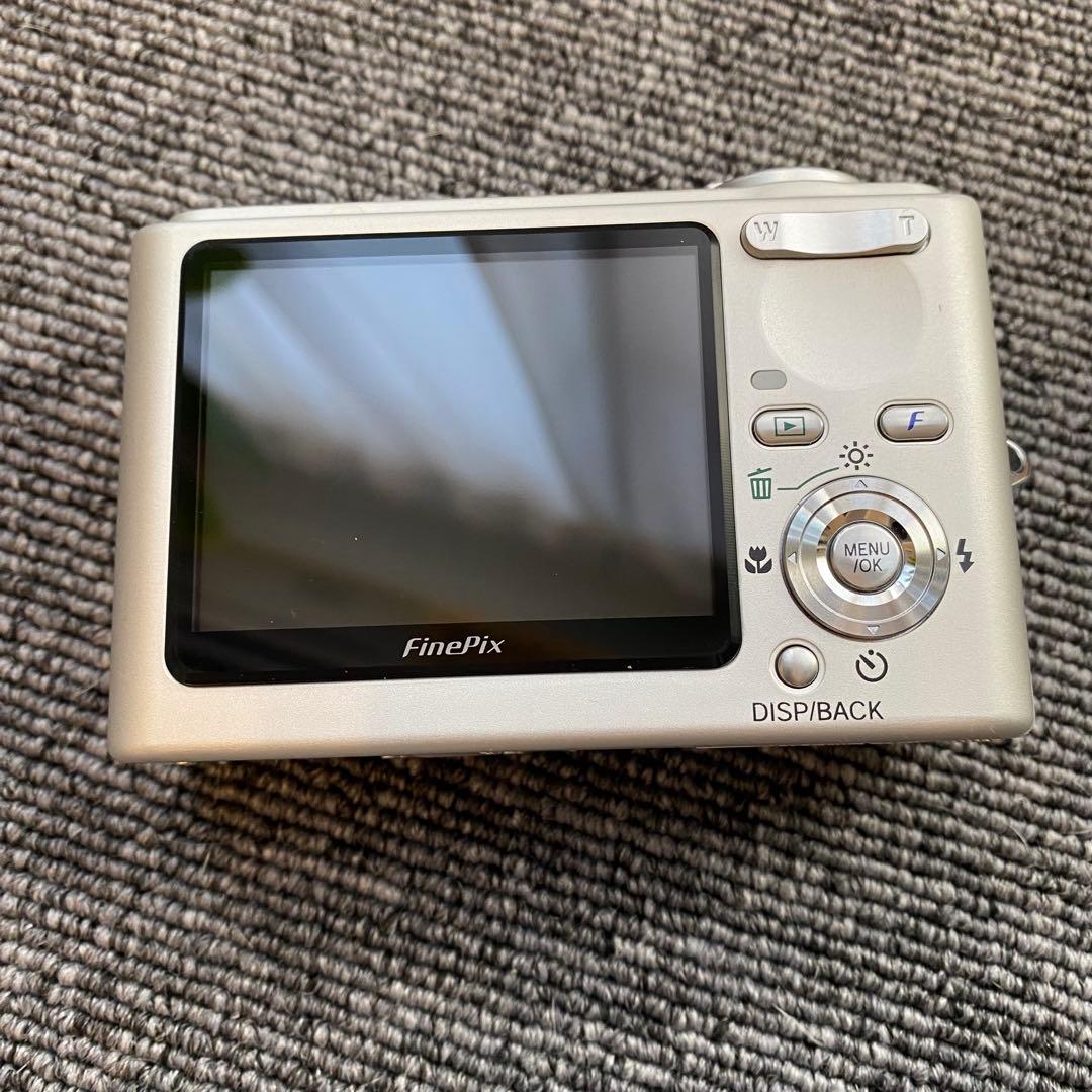 【美品】Fujifilm FinePix F10 コンパクトデジタルカメラ