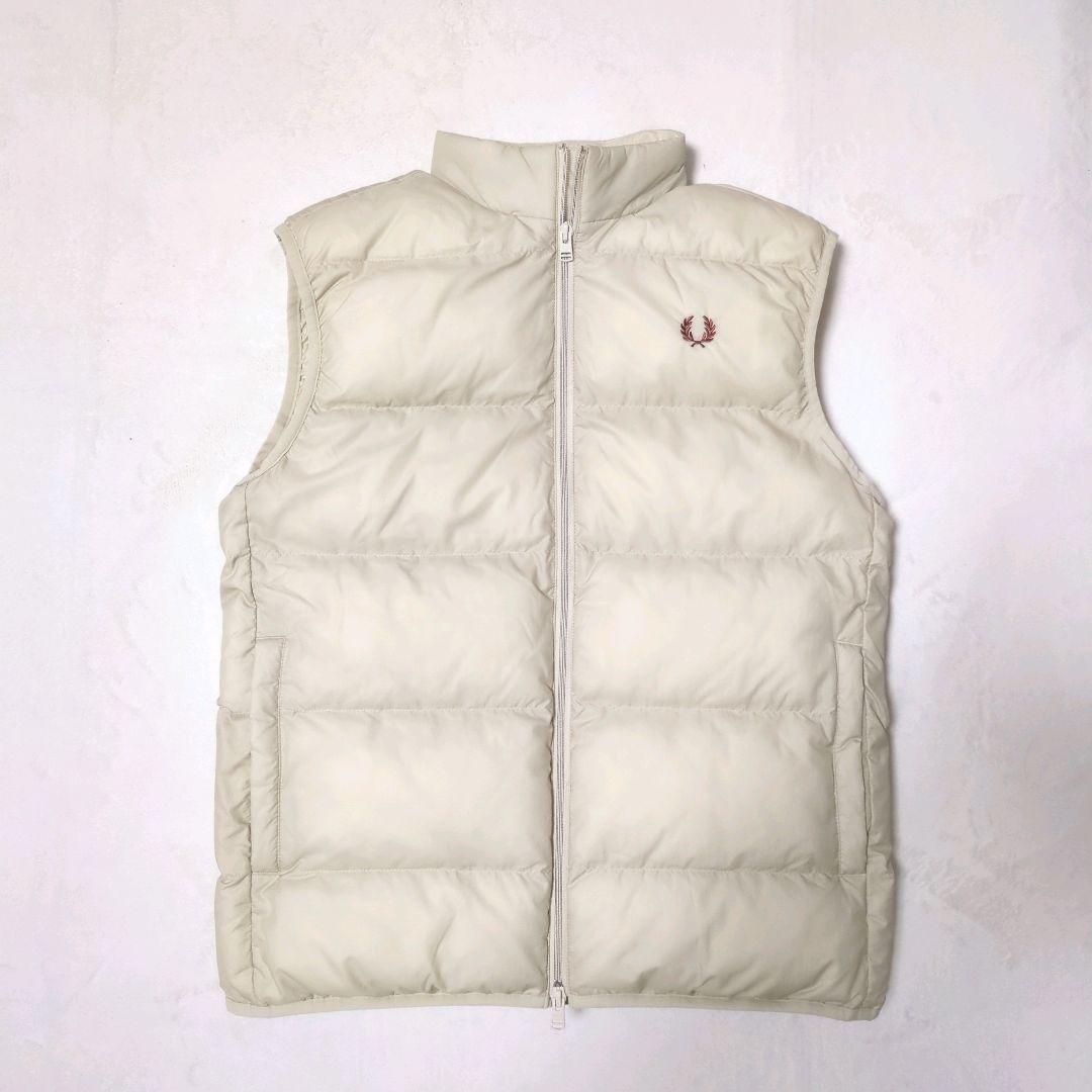 美品 フレッドペリー INSULATED GILET 中綿ベスト M アイボリー