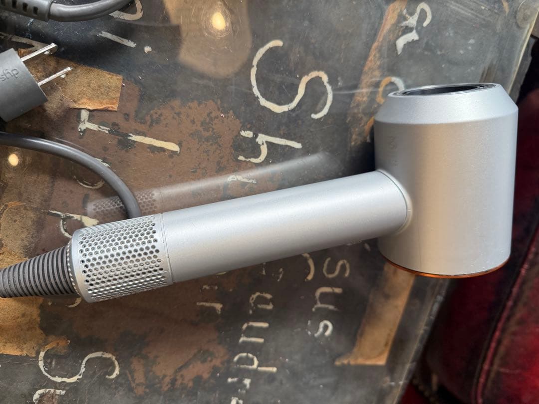 ダイソン Dyson Supersonic Ionic HD03 ヘアドライヤー