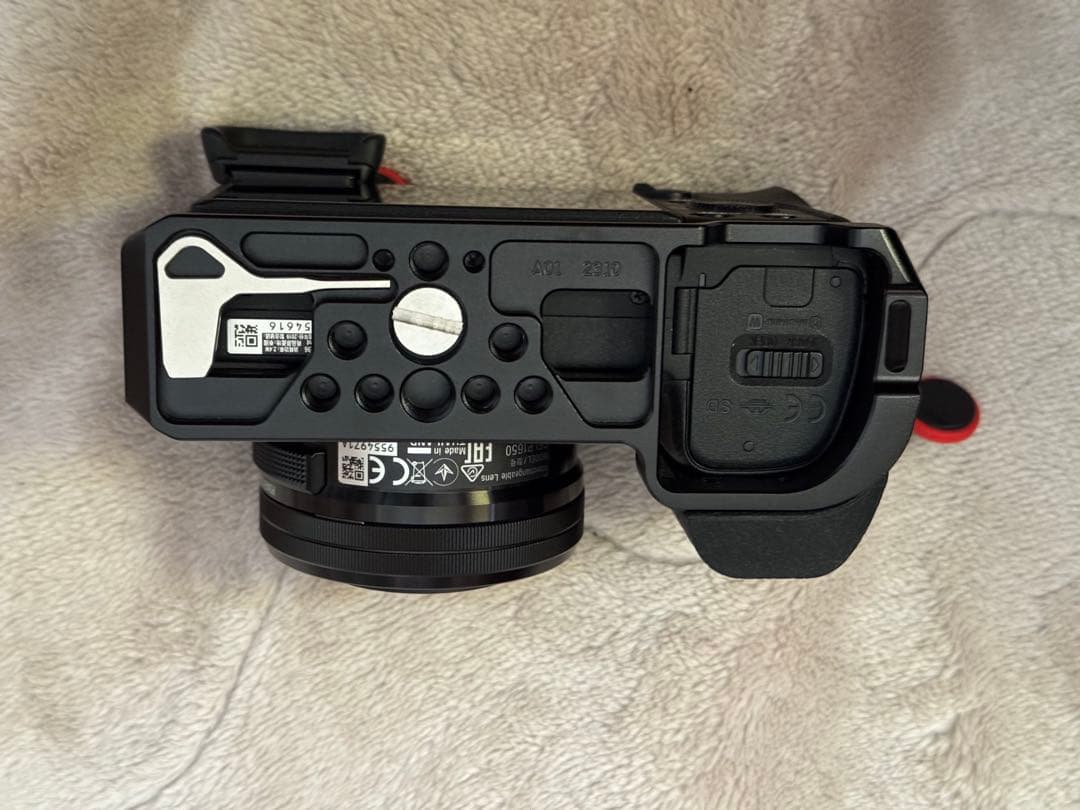 SONY α6400 カメラ E 16-50mm 本体バッテリーレンズ付き