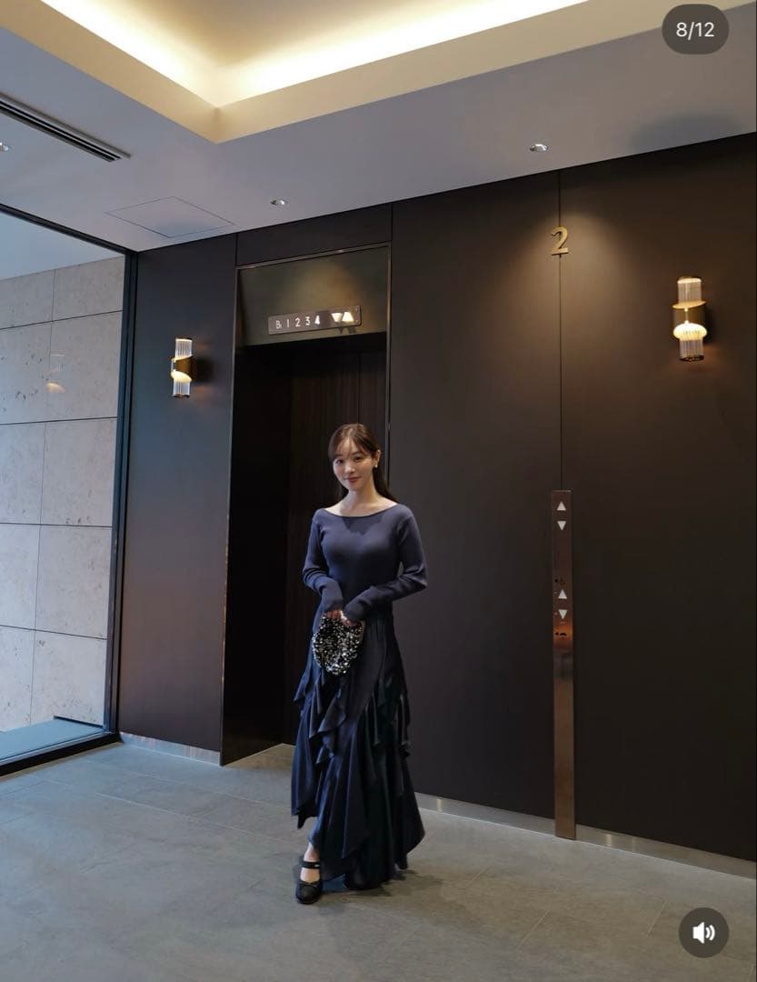 エメイン　バックオープンドッキングワンピース　ネイビー