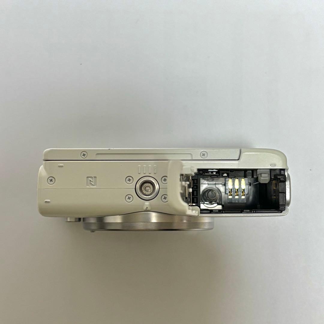 Canon ミラーレスカメラ ダブルズームキット m100