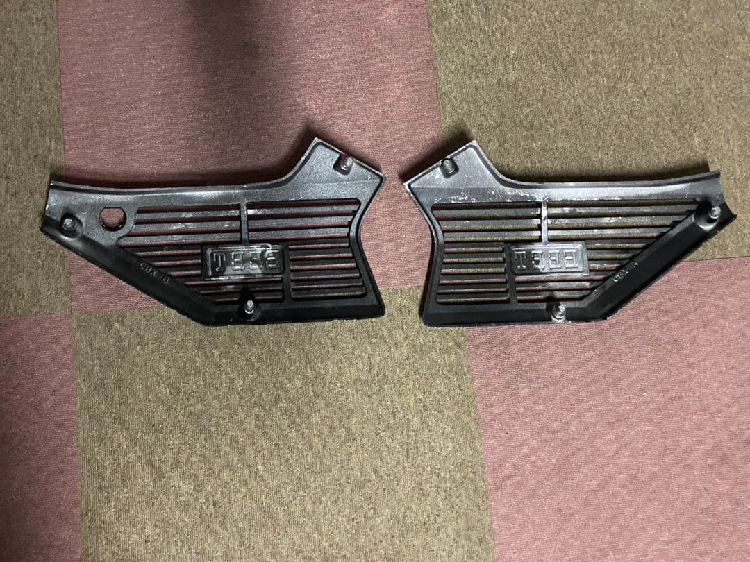 cbx400f 黒赤外装セット　未使用品