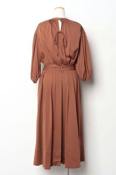 美品　カレンソロジー　ロングワンピース ７分袖　ウエストリボン付