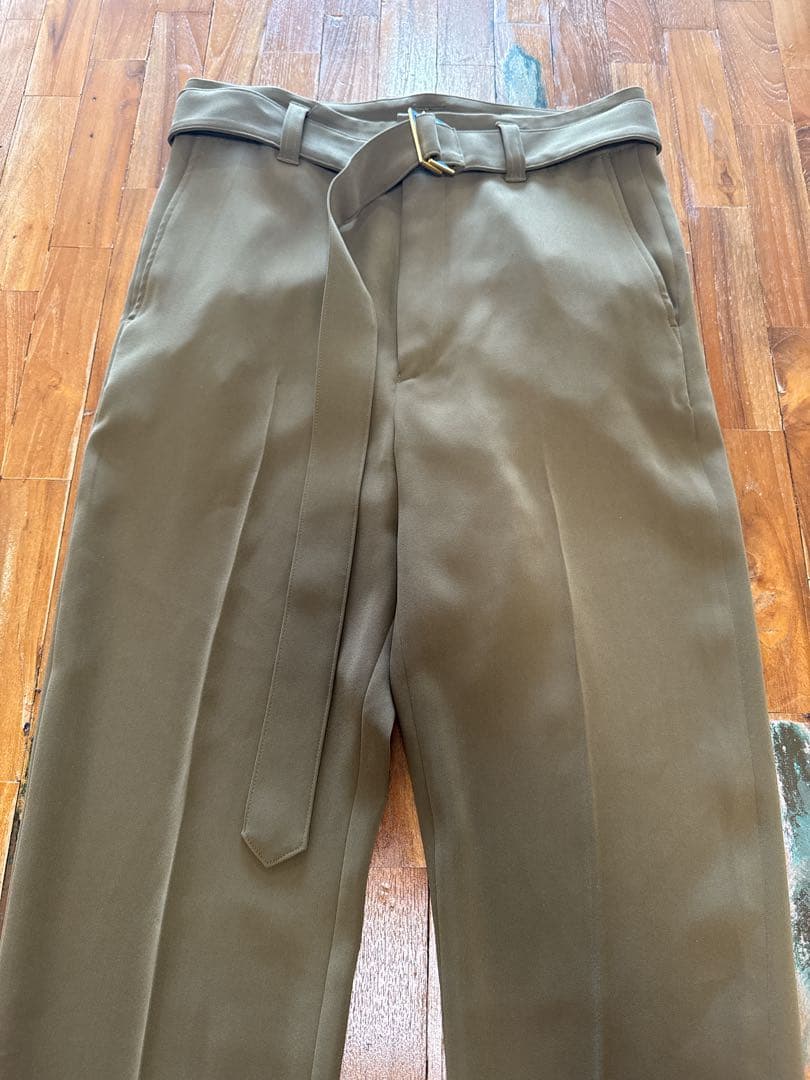 クルニ ワイドパンツ サイズ1 スラックス　オリーブ　極美品　ベルト付き