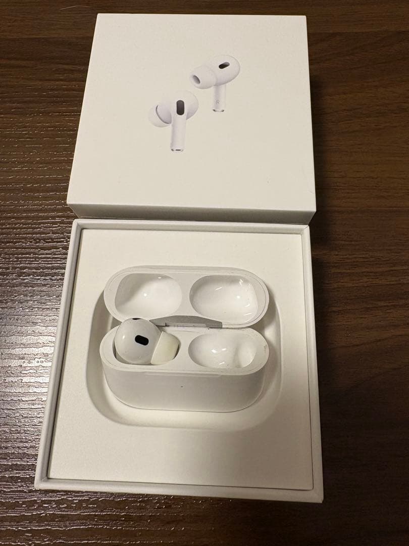 AirPods Pro 第二世代 (左耳+充電ケース)