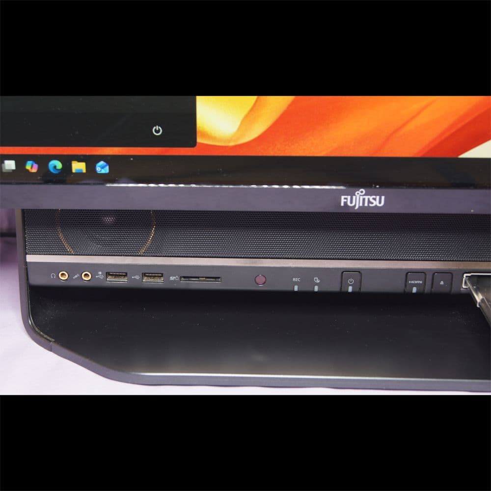 富士通プレミアムPC ESPRIMO/27型/i7/SSD+HDD/TV