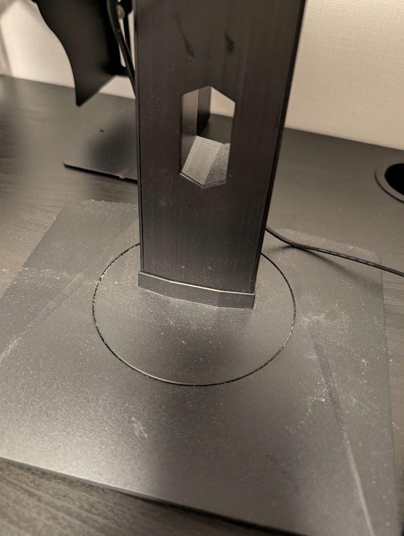 MSI G244F E2　23.8 ゲーミングモニター　本体