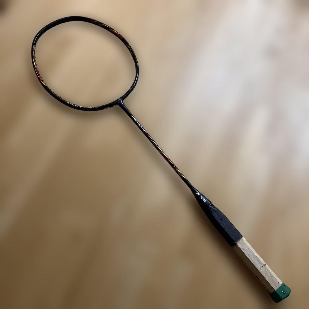 ヨネックスNANOFLARE 800 バドミントンラケット