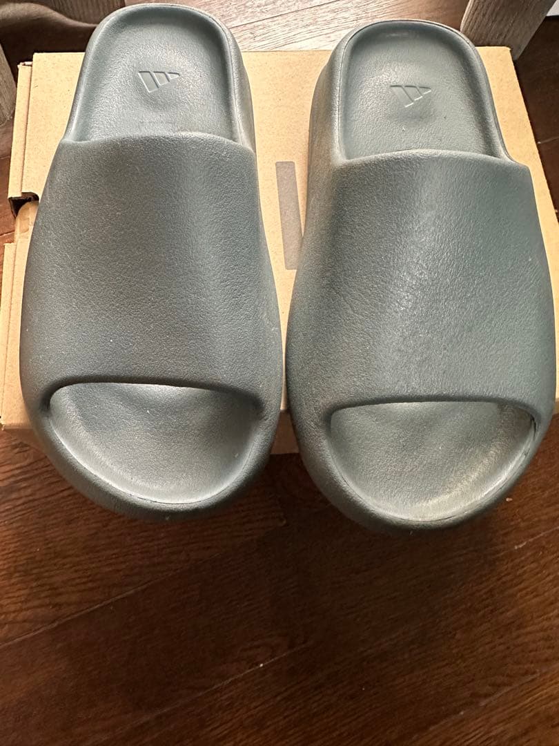 靴 adidas YEEZY Slide \"Slate Marine\"