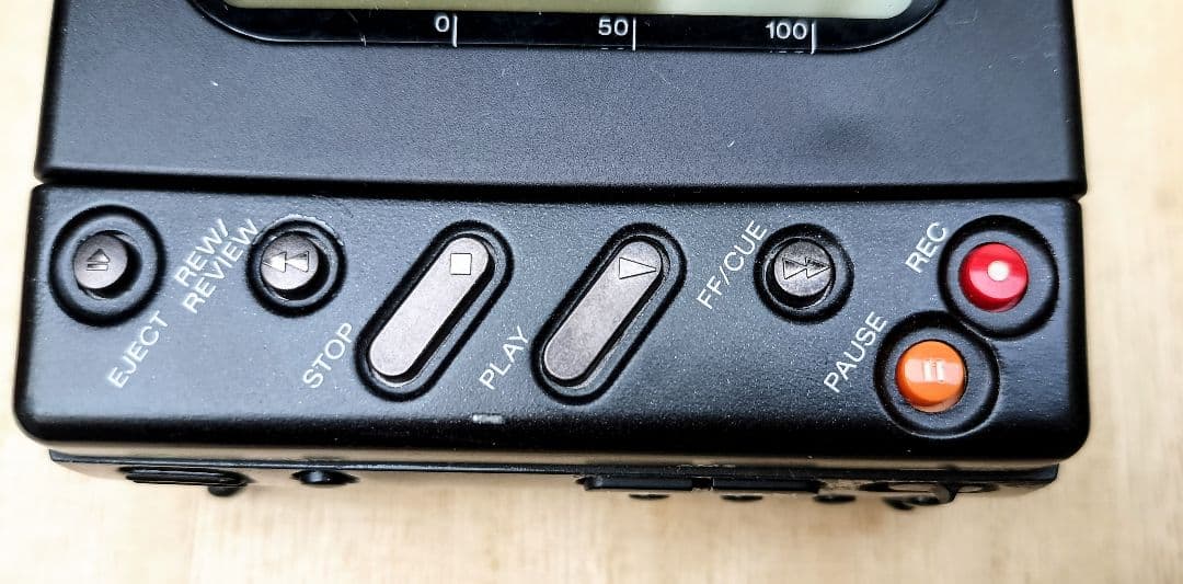 ポータブルプレーヤー SONY DAT WALKMAN TCD-D3