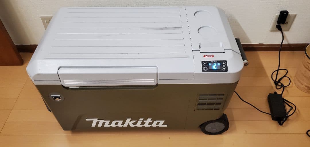 マキタ 50L 冷蔵庫 CW002GZO