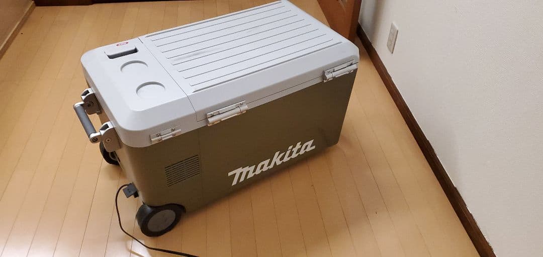 マキタ 50L 冷蔵庫 CW002GZO