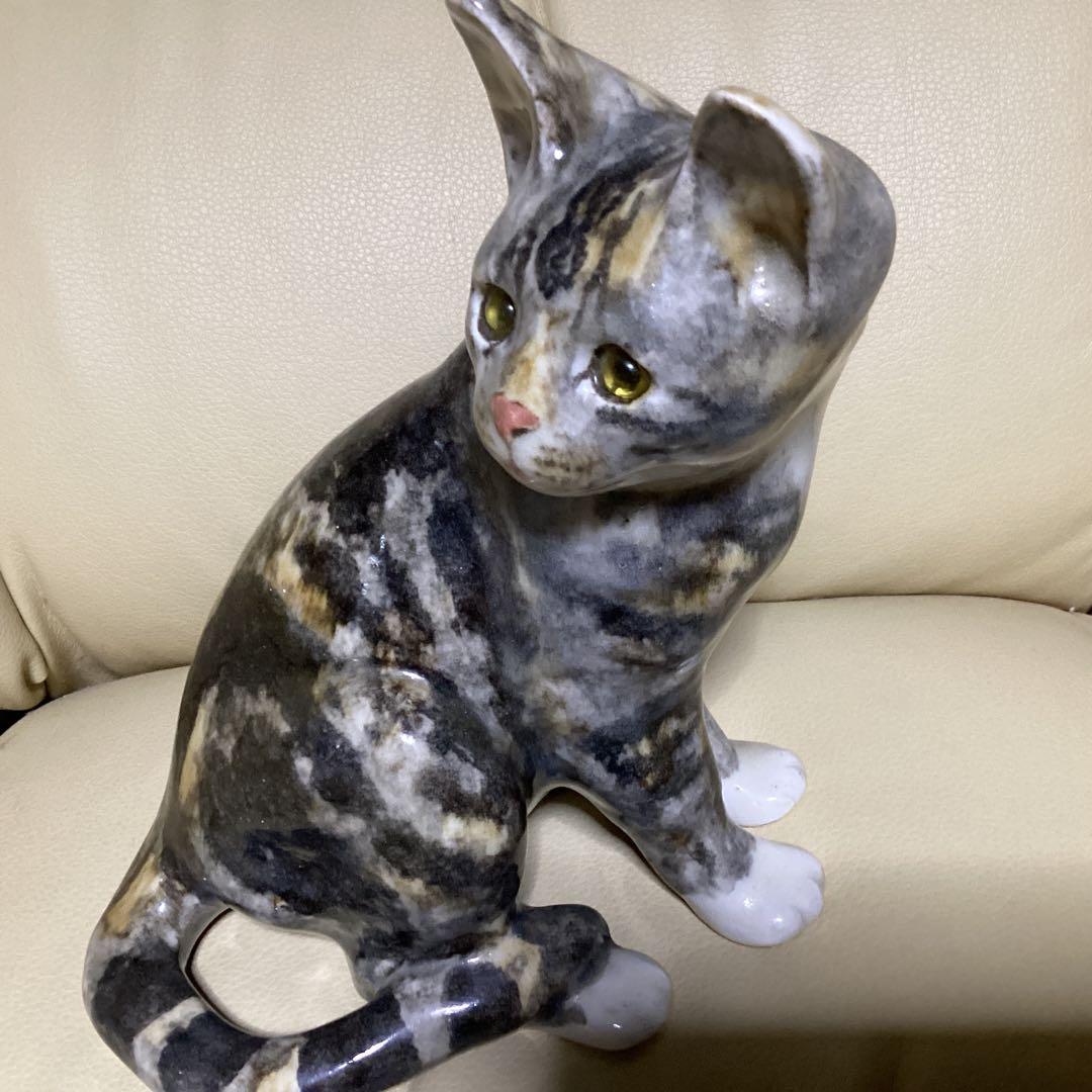 グレーと茶色の模様 が美しい約20cm ケンジントンキャット 小顔でつぶらな瞳