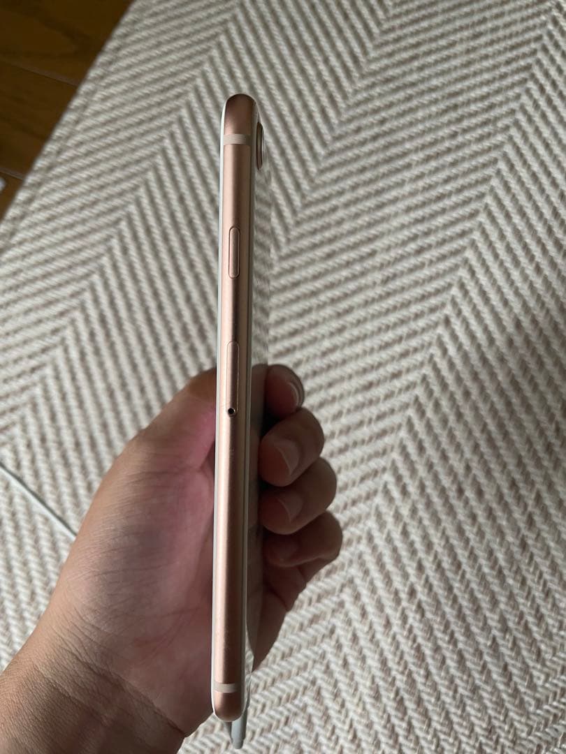 iPhone 8 ゴールド 64 GB その他