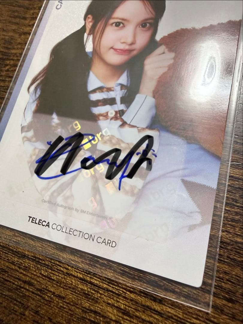 CARMEN カルメン 直筆サイン入り　K-POP ROOKIE TELECA