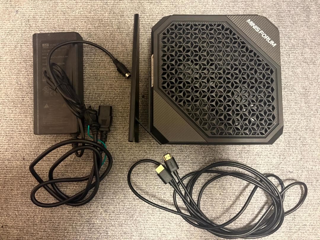 MINISFORUM HX99G ゲーミングミニPC 32GB+500GB