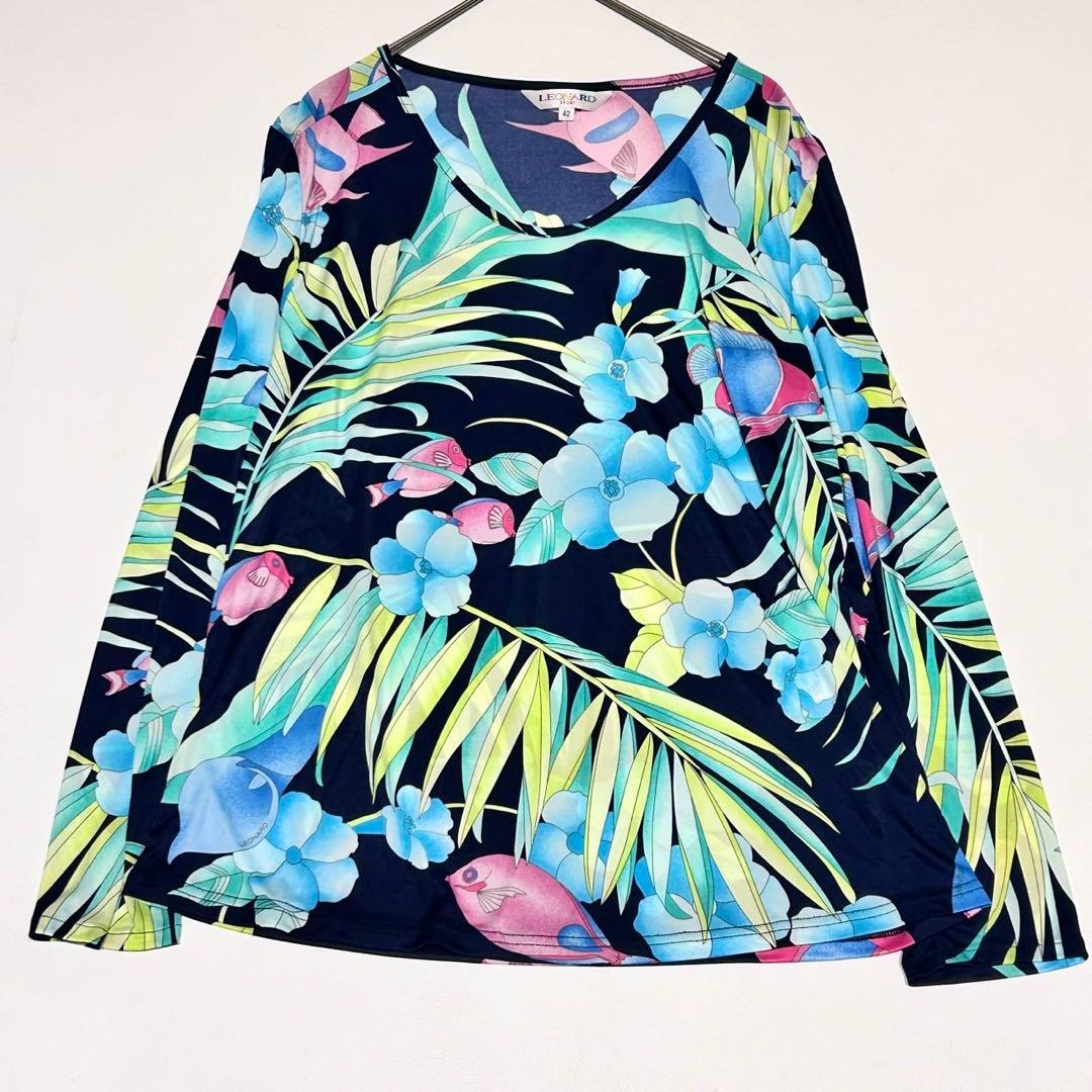 レオナール 大きいサイズ 花柄プルオーバー ブラウス ゆったり ネイビー