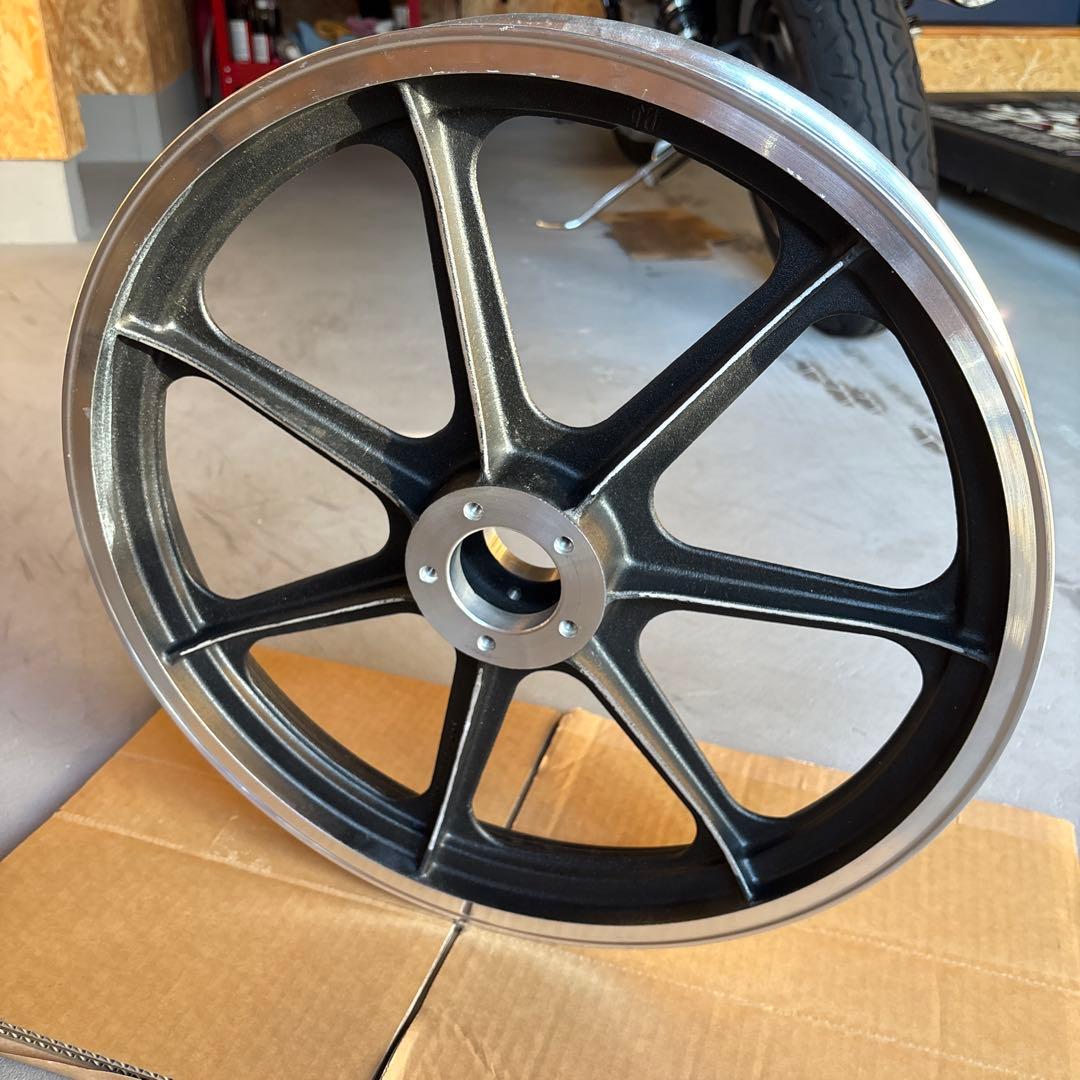 Harley-Davidson MORRIS 7キャストホイール 最終値下げ