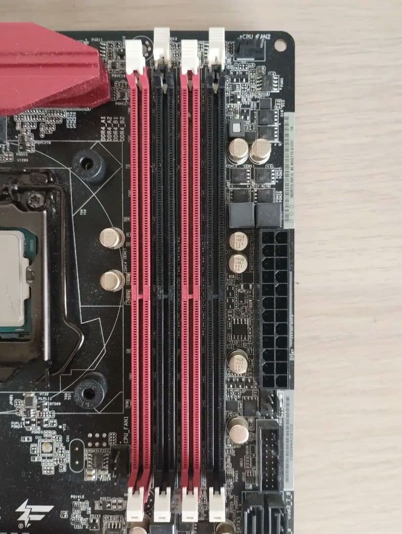 CPU： i7-6700K、MB：ASRock H170 PERFORMANCE