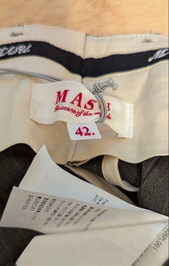 MASU グレー ストライプ スラックス 42