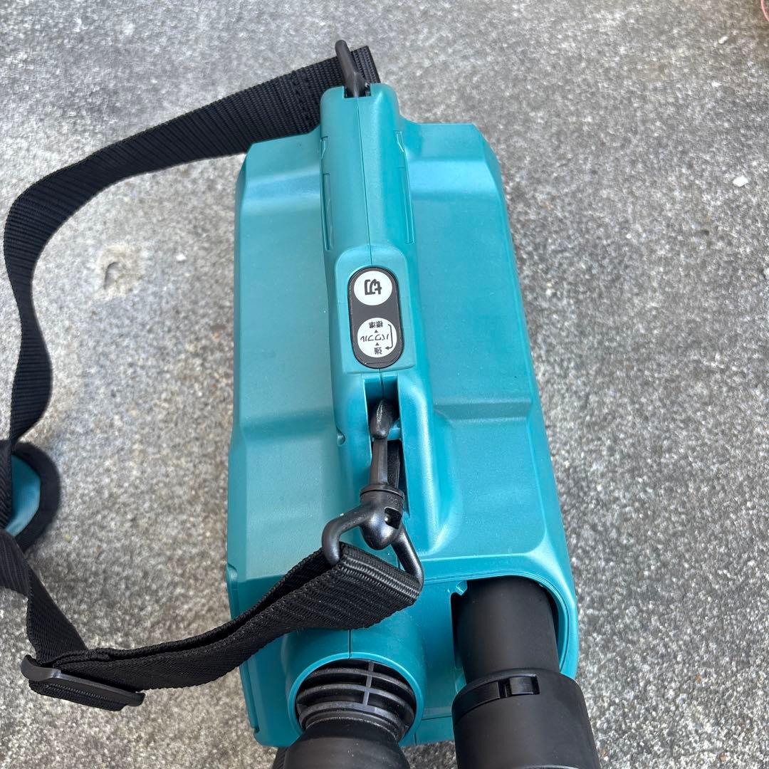 マキタ 18v コードレス掃除機　集塵機　付属品あり