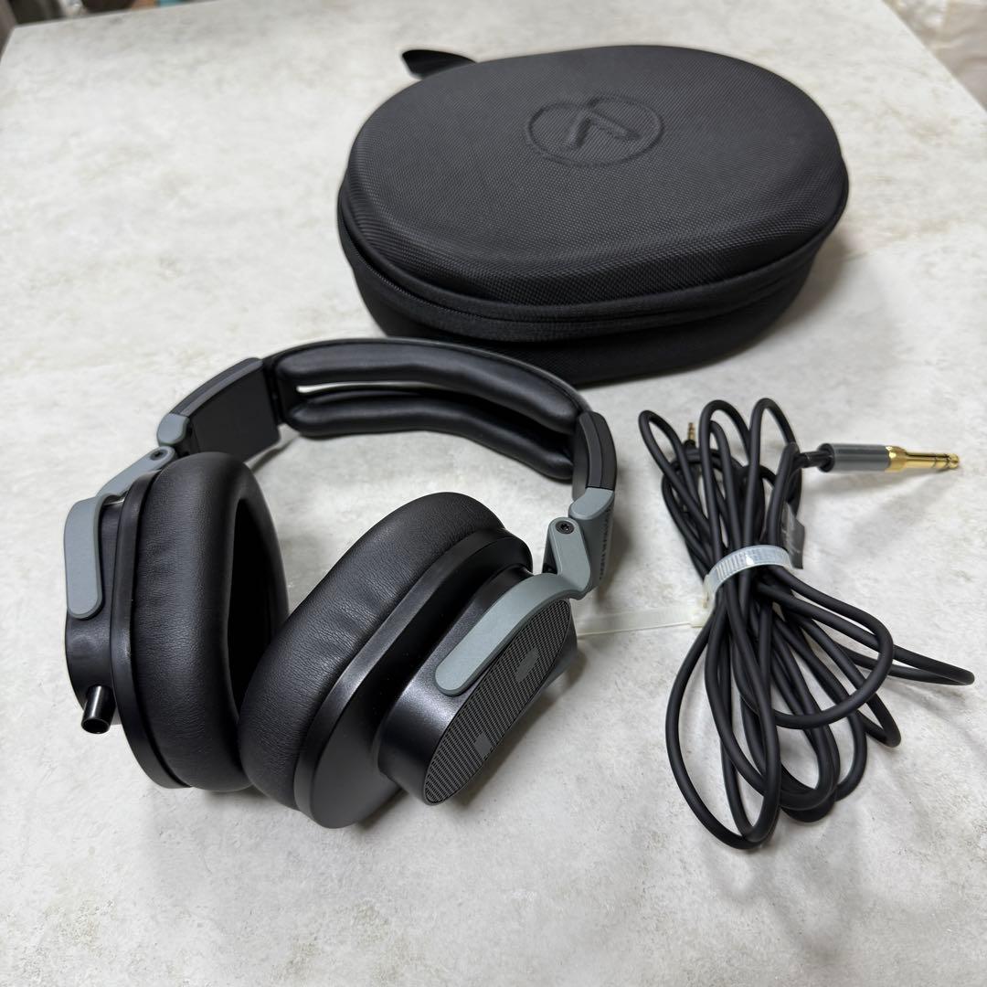 【ほぼ新品】Austrian Audio Hi-X65 ケース付き ヘッドホン