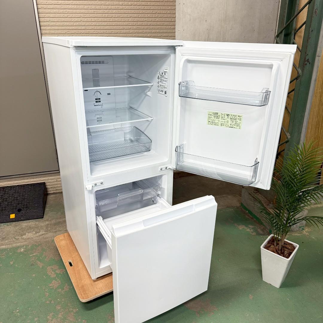 SHARP 冷蔵庫 小型 一人暮らし 152L 2024年製 KR0168