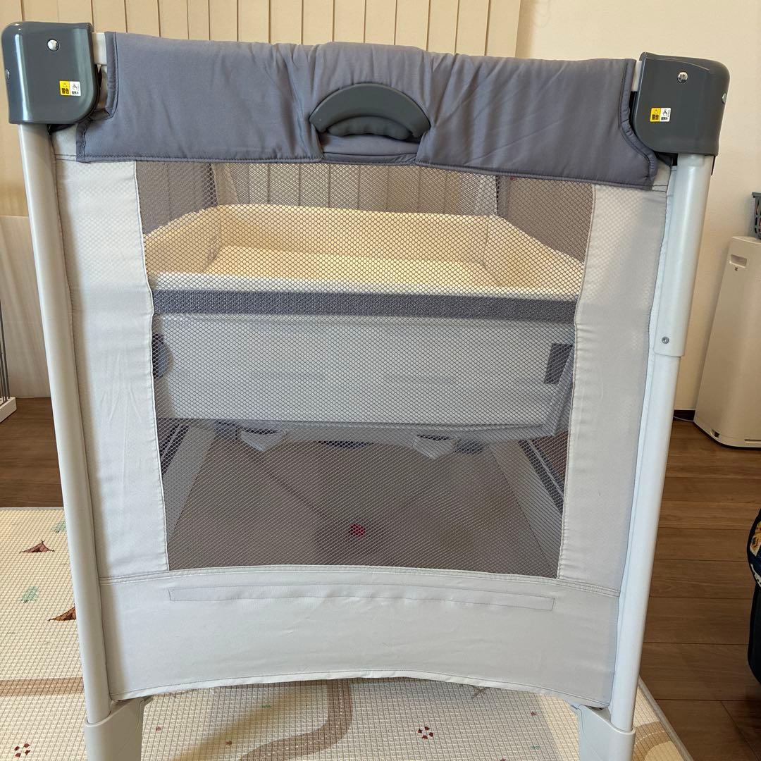 アップリカ　ココネル　グレー