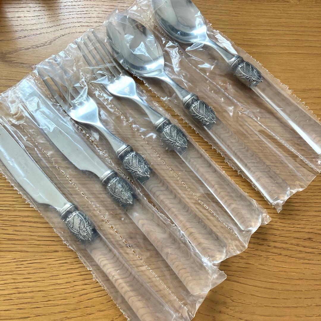 イタリア製カトラリー クリアカラー サラグレース フォークスプーンナイフセット