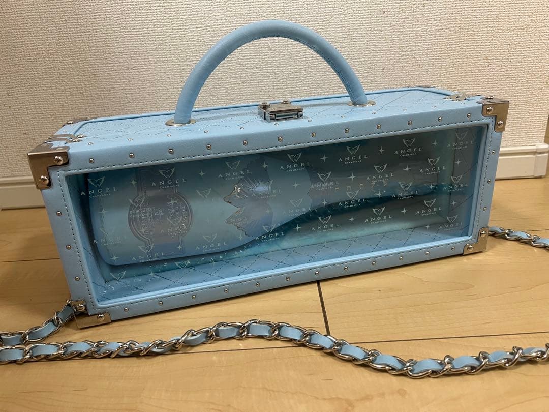 エンジェル ドゥミセック ブルー シャンパンボトル ケース付き