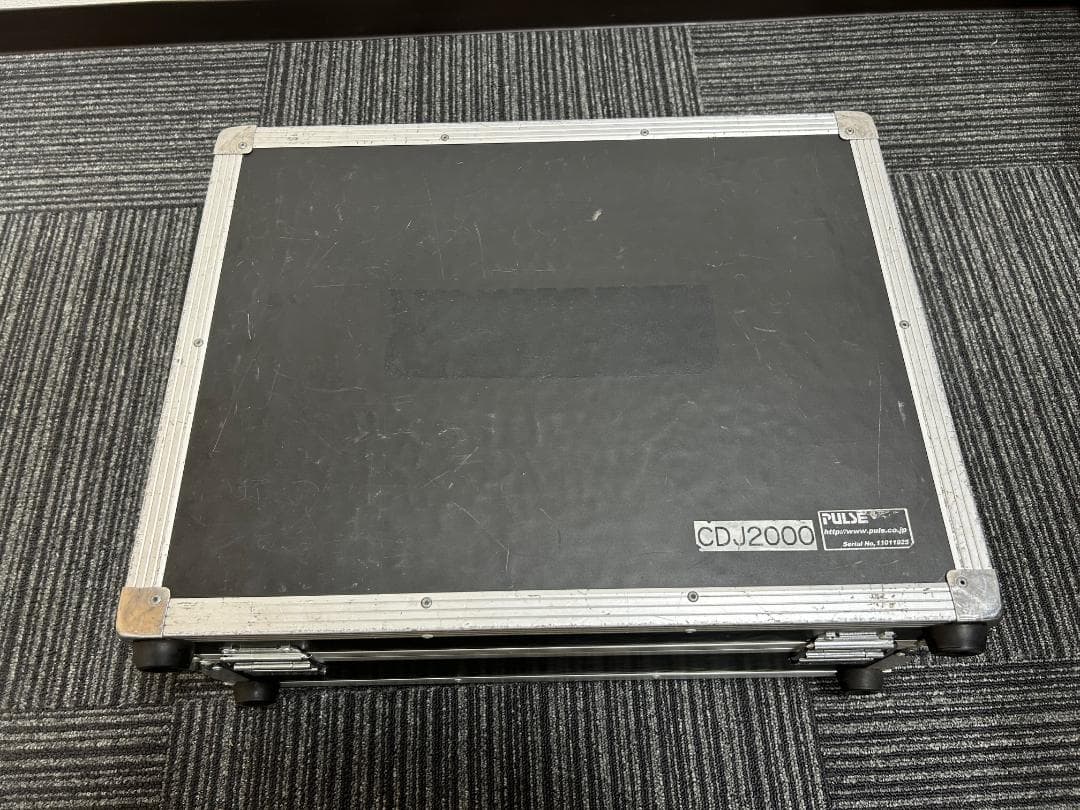 Pioneer CDJ-2000 (専用ケース付き) ①
