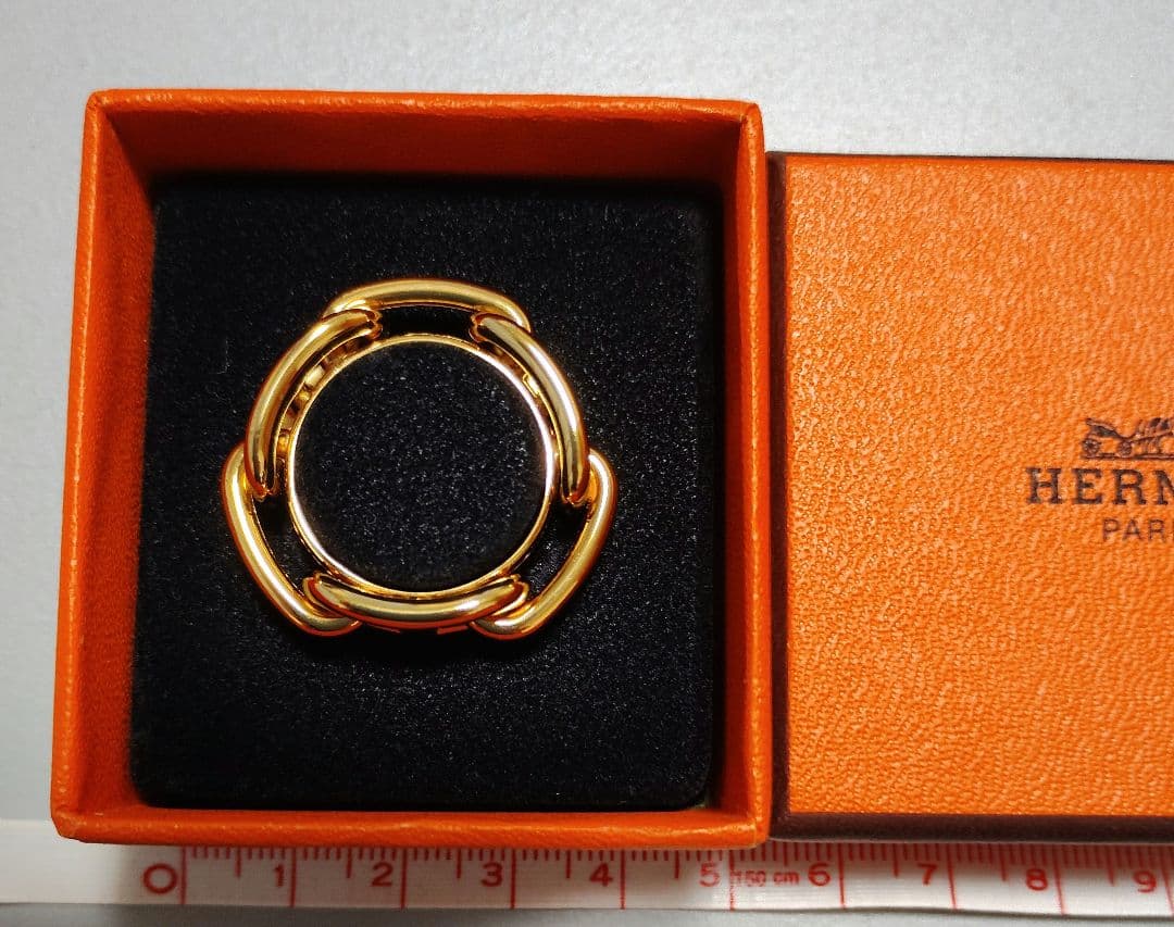 HERMES ゴールド スカーフリング