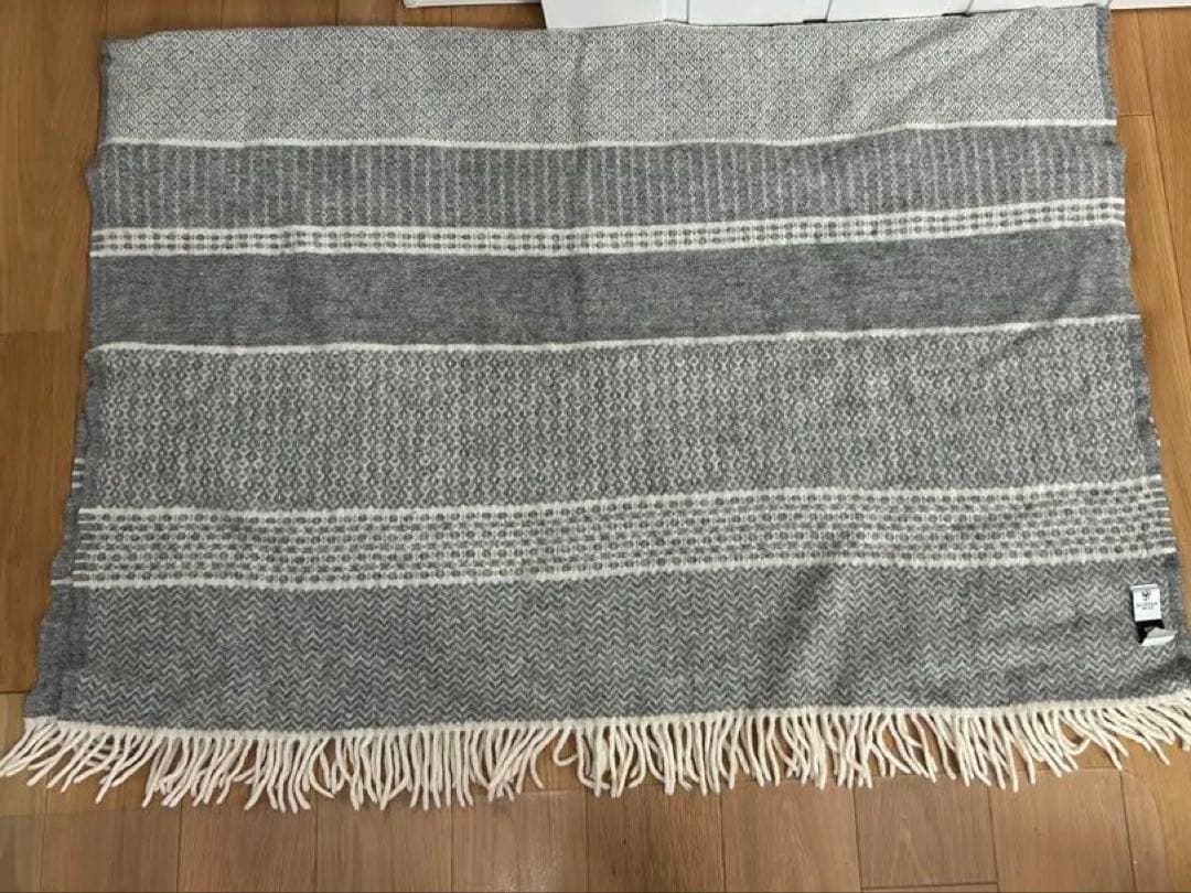 KLIPPAN（クリッパン）　ウールスロー　キルト　ライトグレー