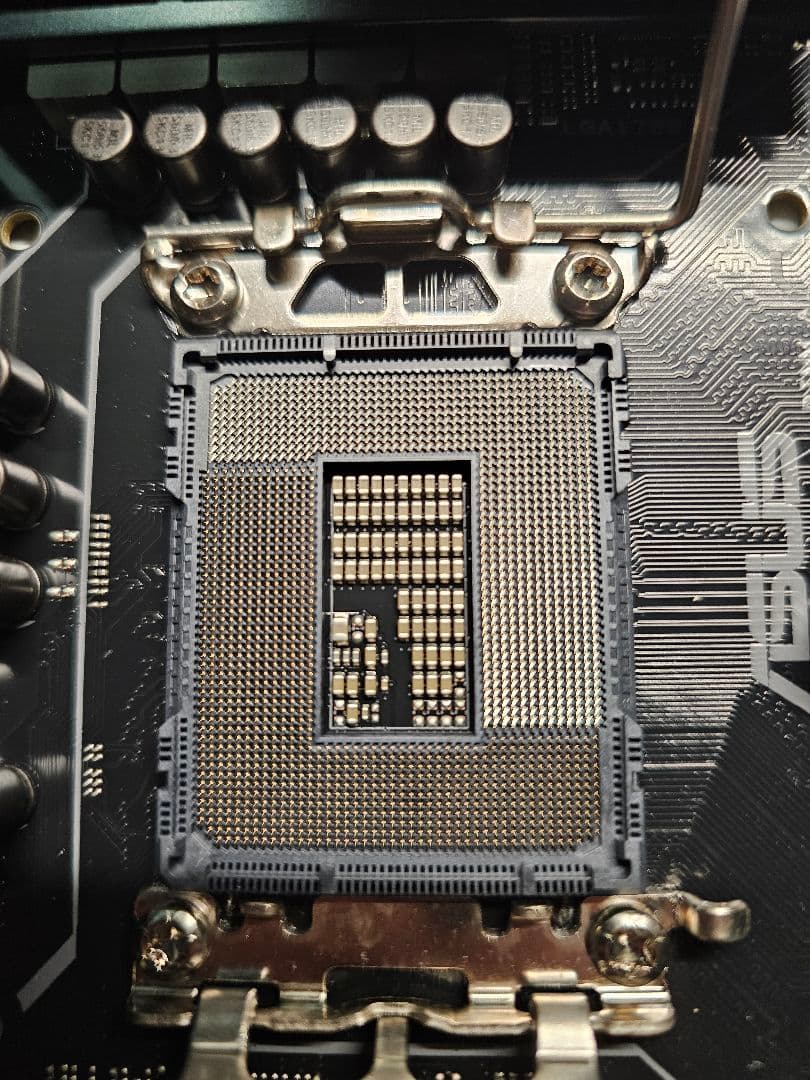 ASUS B660M-PLUS D4 マザーボード