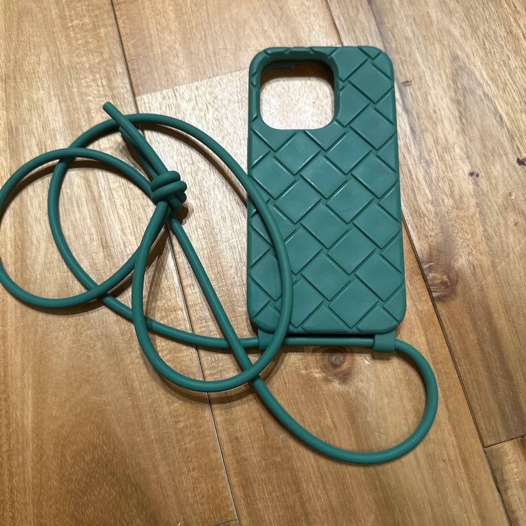 ボッデガヴェネタ　iPhone14pro