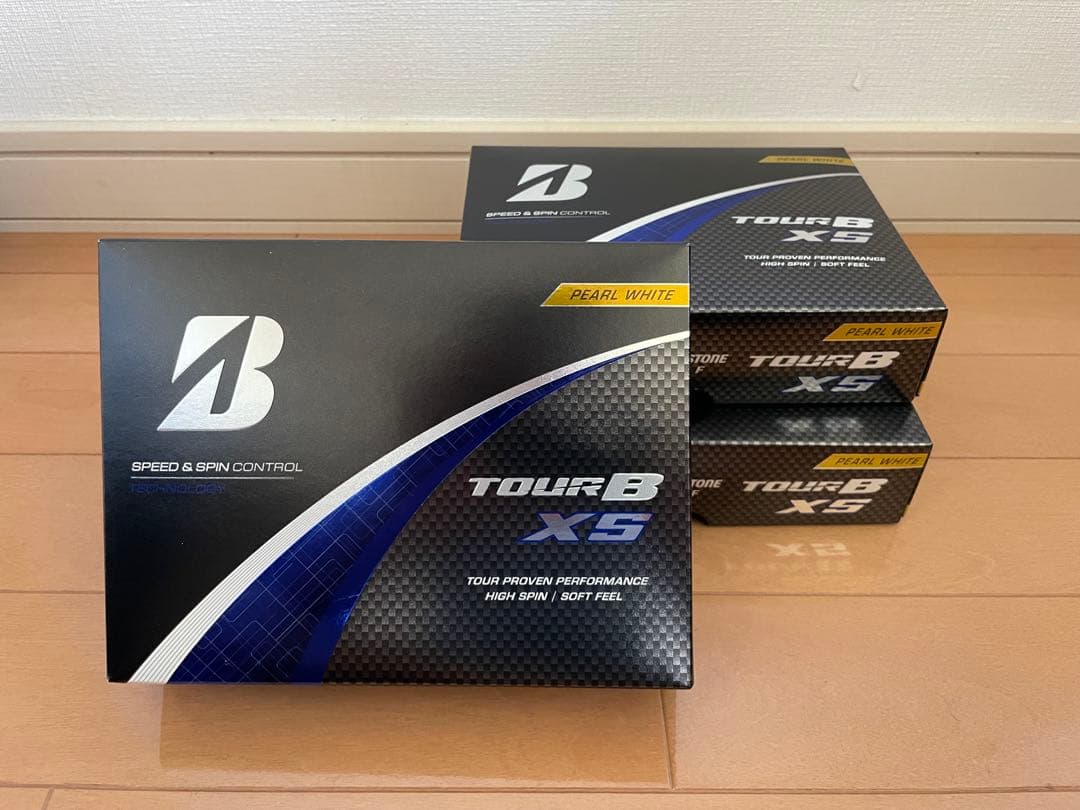 ブリヂストンゴルフボール TOUR B XS 3ダース(36球) パールホワイト
