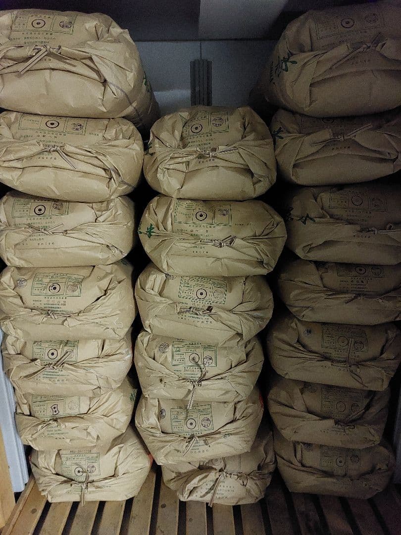 iPhone15ケースとハンドメイド品　です