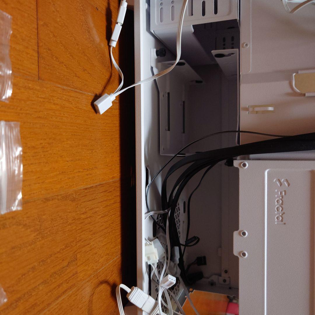 Fractal Pop Mini Air (ホワイトファンのおまけ付き）