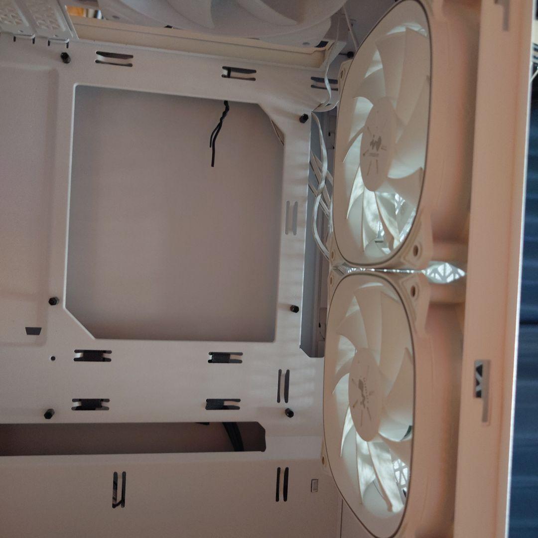 Fractal Pop Mini Air (ホワイトファンのおまけ付き）