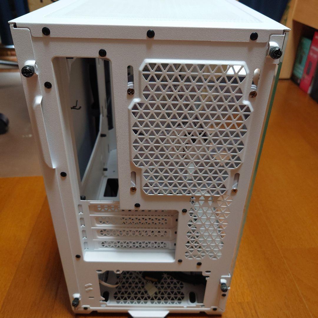 Fractal Pop Mini Air (ホワイトファンのおまけ付き）